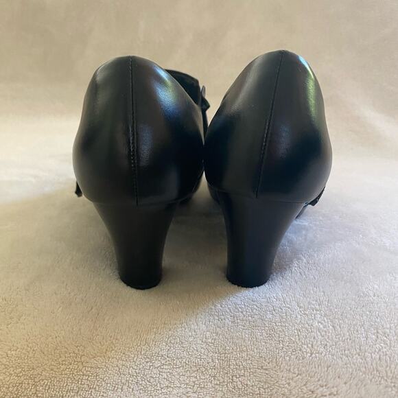 Pierre Dumas Buckled Heels Size 9 - Vintage‎ Design - Picture 9 of 12